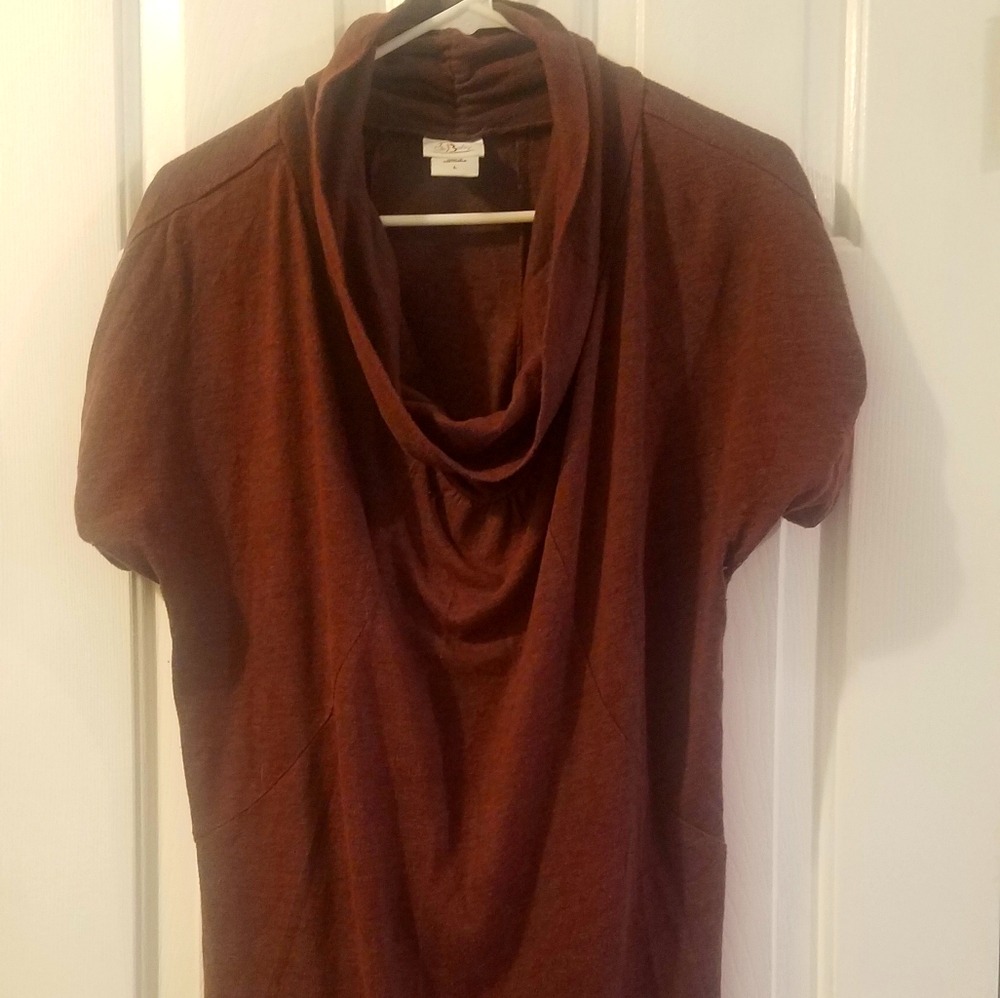 Oh Baby Maternity top Maroon Large